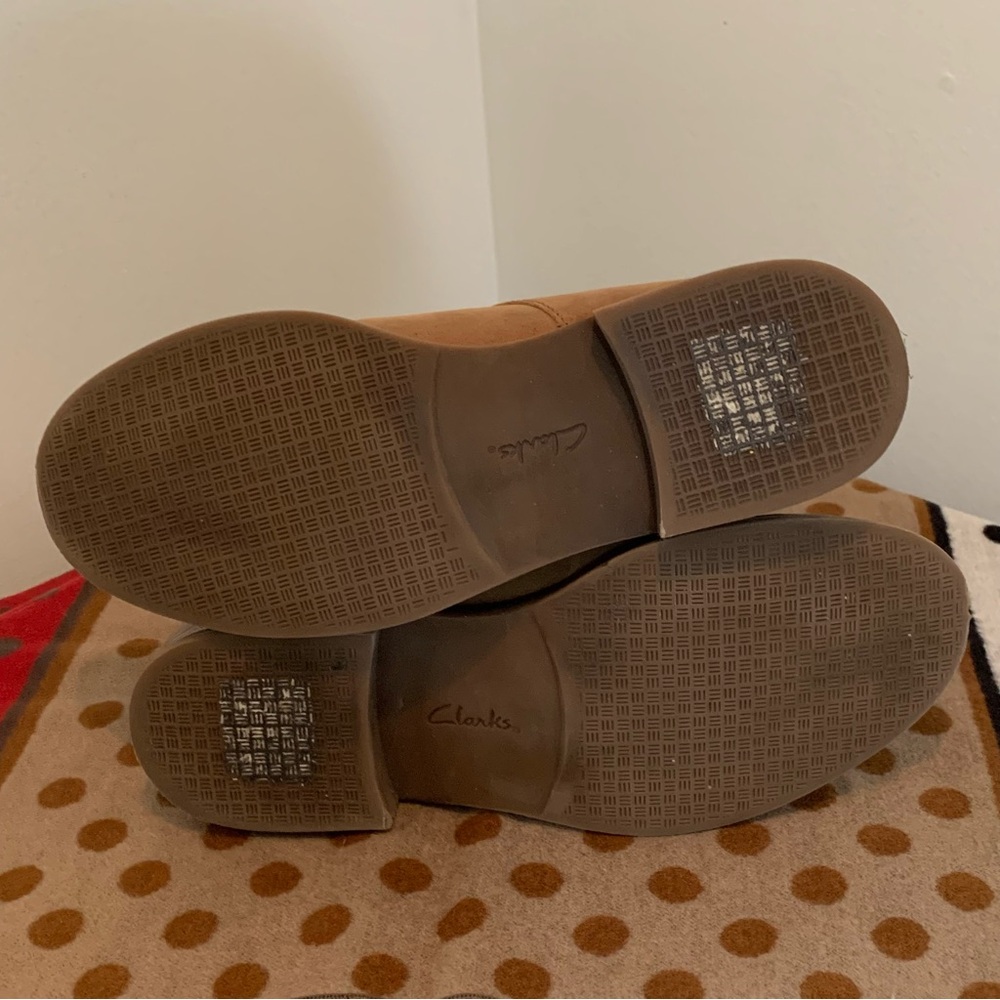 Clarks Camzin Grace Ankle Boot / Chukka Boot - Picture 7 of 11